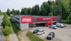 Teollisuushalli Lappeenrannan Harapaisissa koki uuden omistajan myötä mittavan julkisivuremontin. Kaakkois-Suomen Liiketilat Oy (Menoauto)